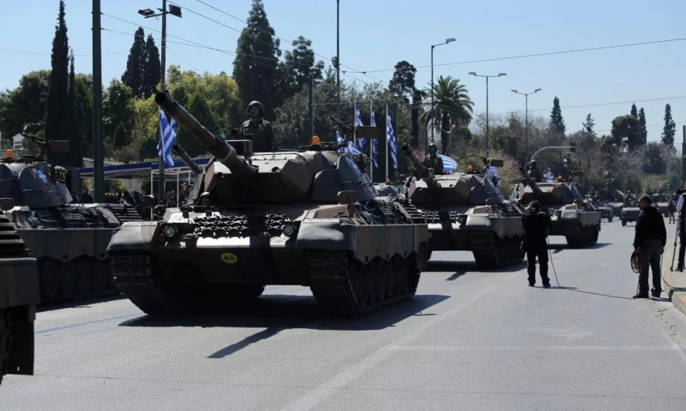 "Όχι" στις παρελάσεις για την 25η Μαρτίου - Πώς θα γίνει η στρατιωτική